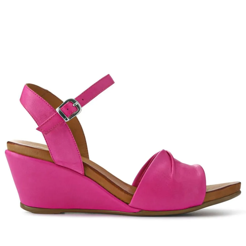 Adjustable Buckle Wedges - Pink