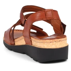 Adjustable Fasten Leather Sandals - Tan