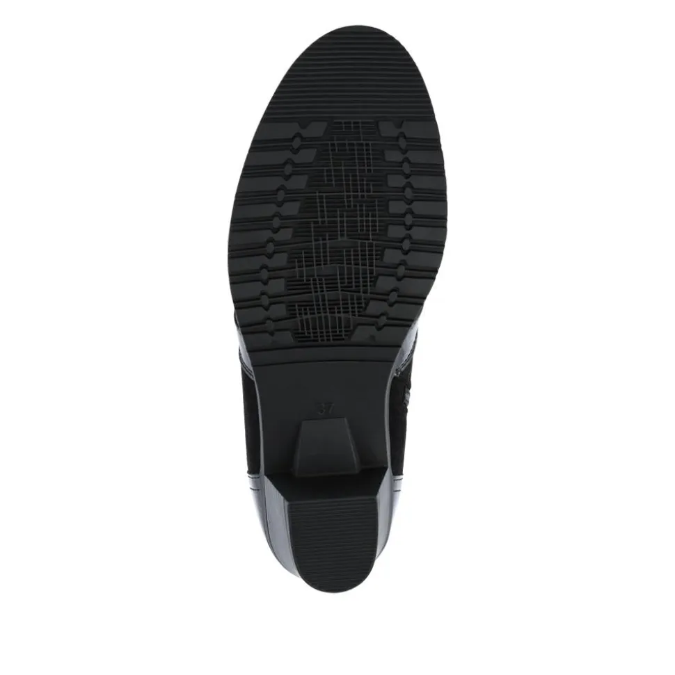 Block-Heeled Ankle Boots - Black