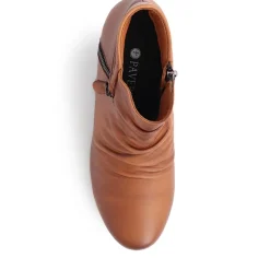 Block-Heeled Ankle Boots - Tan