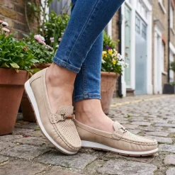 Breathable Buckle Detailed Moccasins - Beige