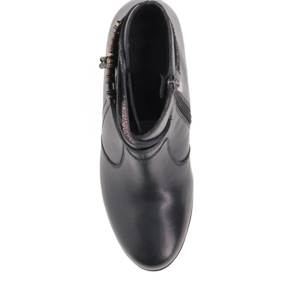 Breathable Leather Ankle Boots - Black
