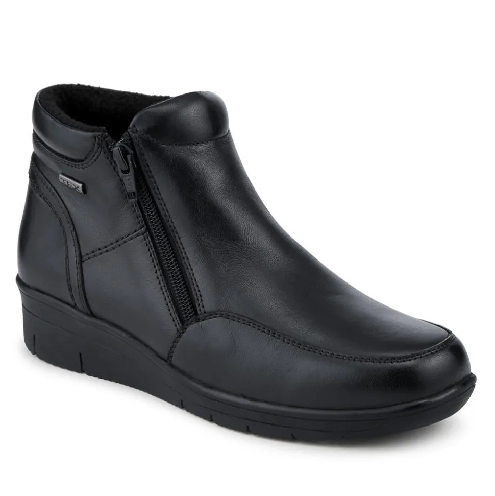 Breathable Leather Water Resistant Boots - Black