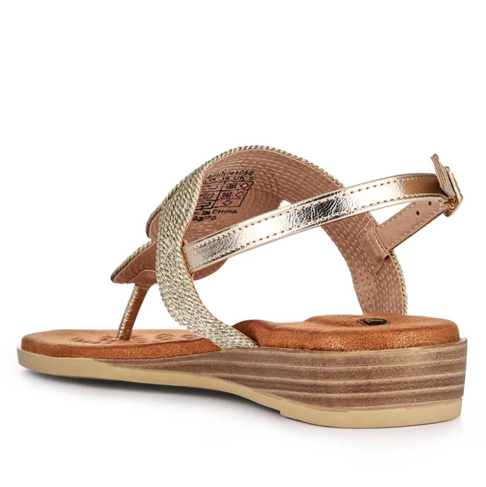 Buckled Toe Post Sandals - Gold