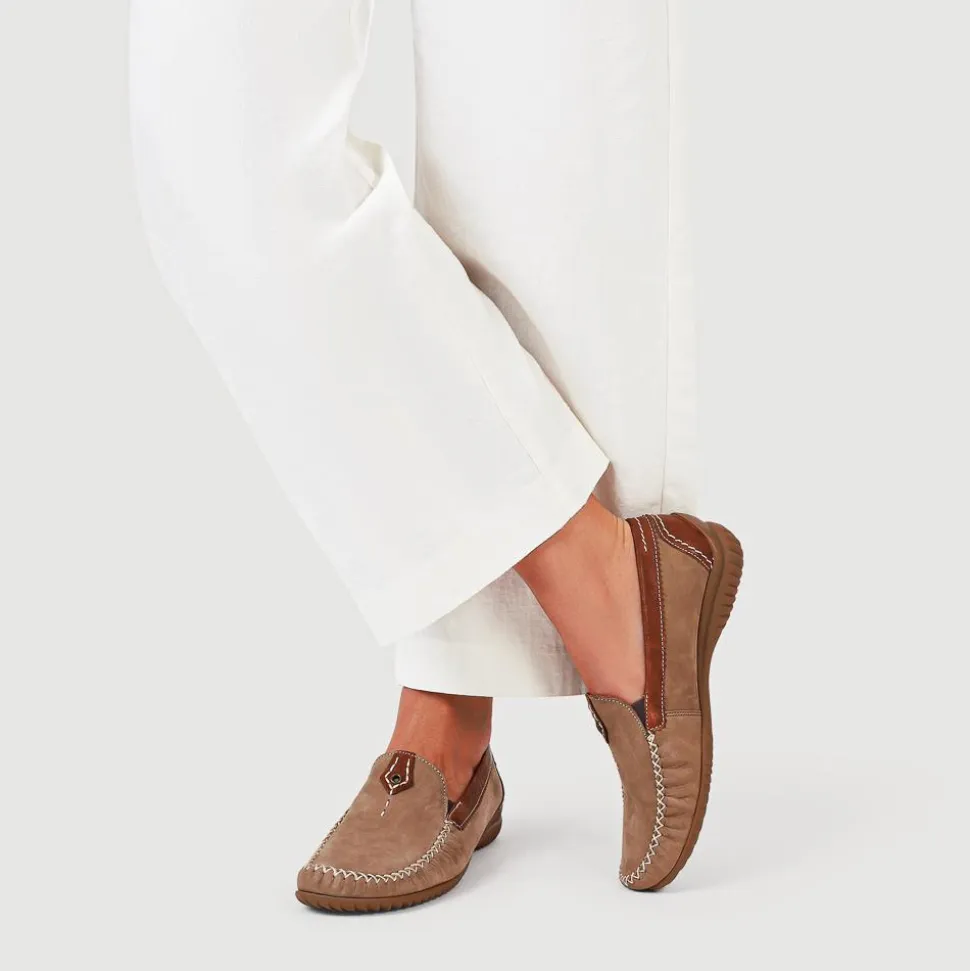California Gabor Leather Stitched-Detail Loafers - Tan