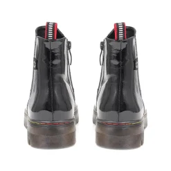Casual Chelsea Boots - Black Patent