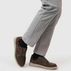 Casual Lace Up Shoes - Brown