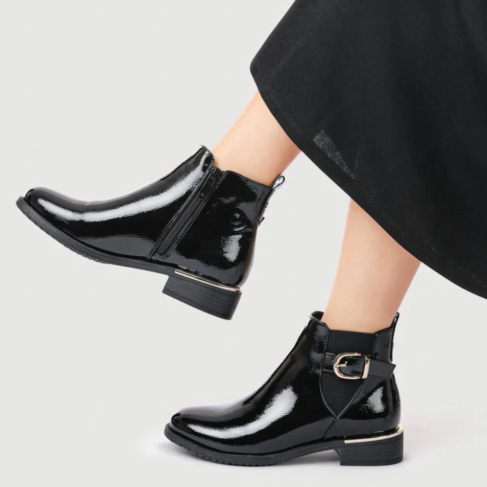 Chelsea Boots - Black Patent