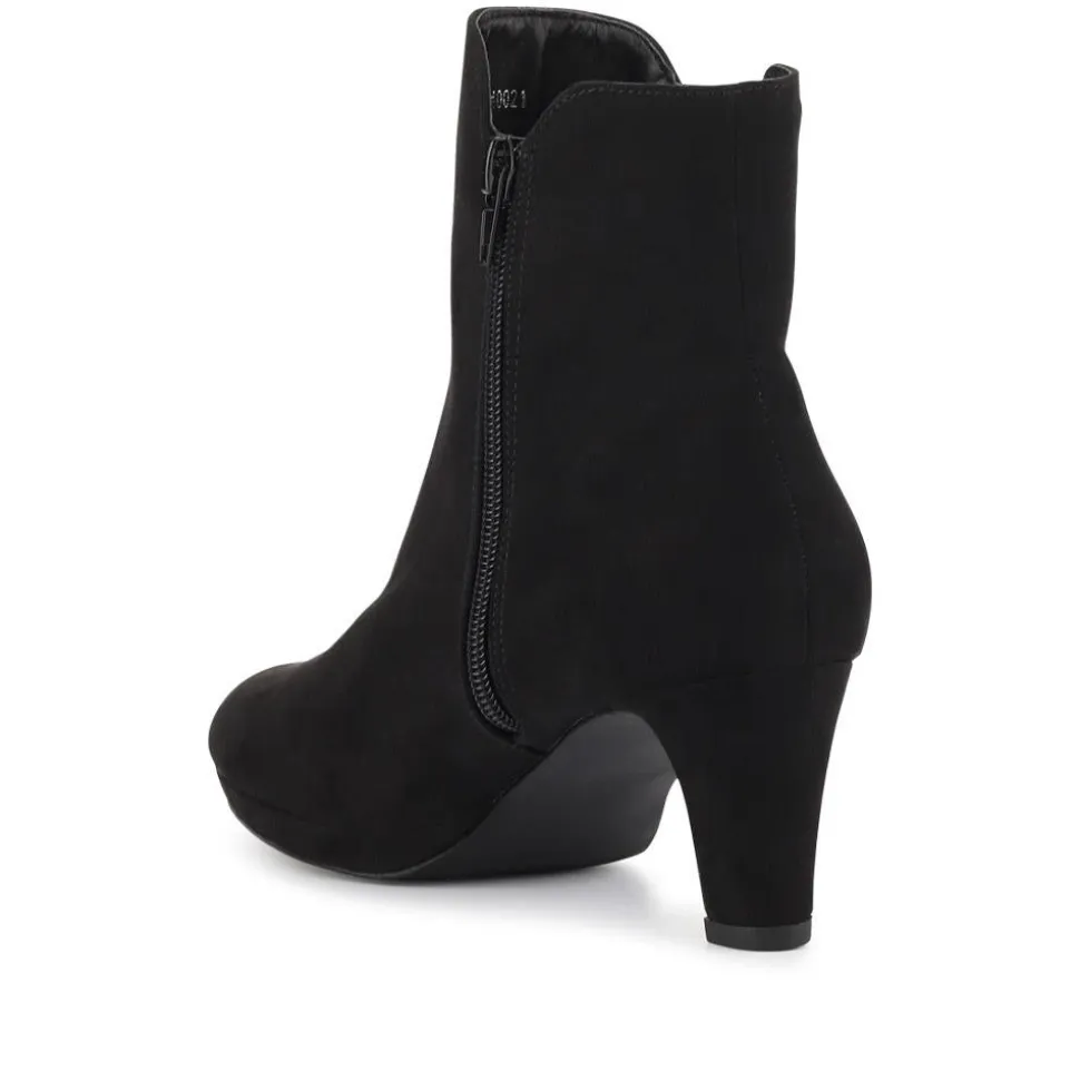 Chic Platform-Heeled Ankle Boots - Black