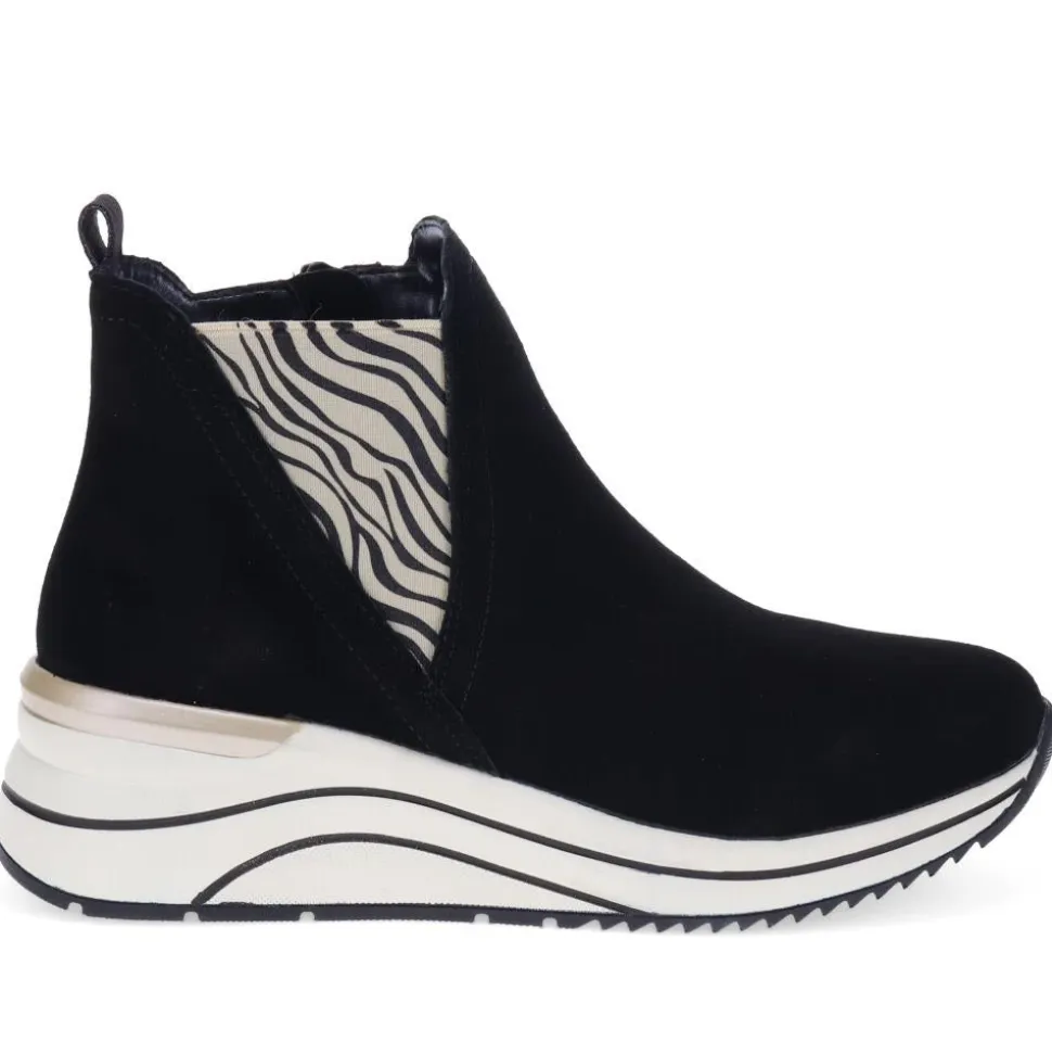 Chunky Leather Ankle Boots - Black
