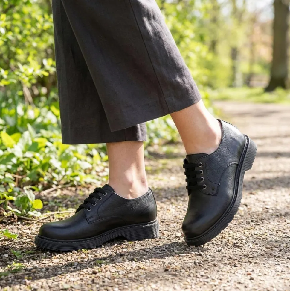 Chunky Leather Brogues - Black