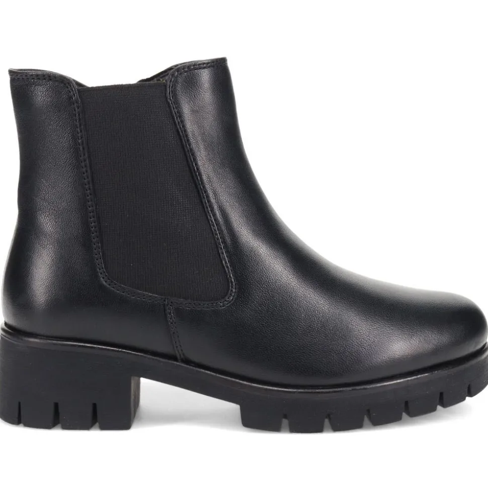 Chunky Leather Chelsea Boots - Black