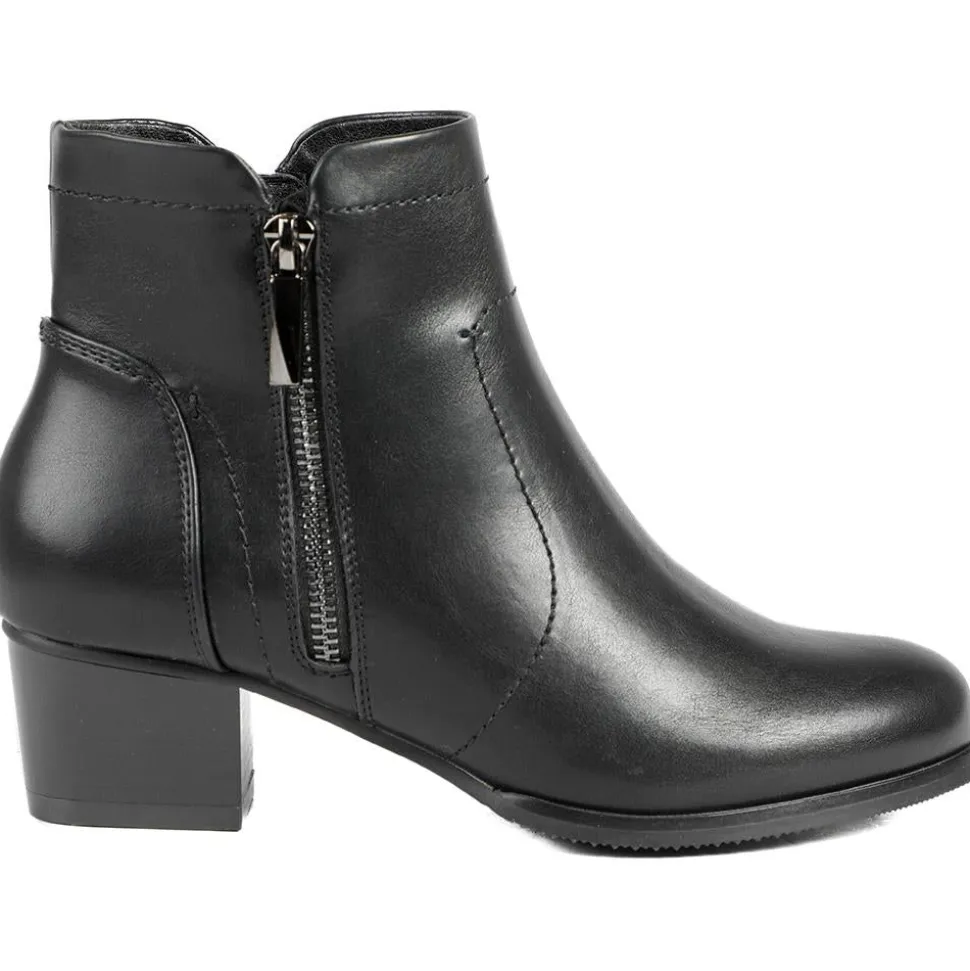 Classic Heeled Ankle Boots with Zip Fastening - Black