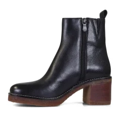 Contemporary Comfort Boots EE Fit - Black Tumbled Leather