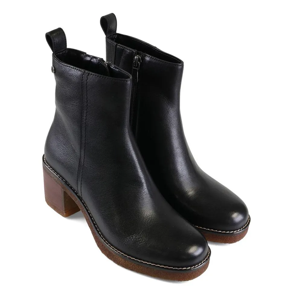 Contemporary Comfort Boots EE Fit - Black Tumbled Leather