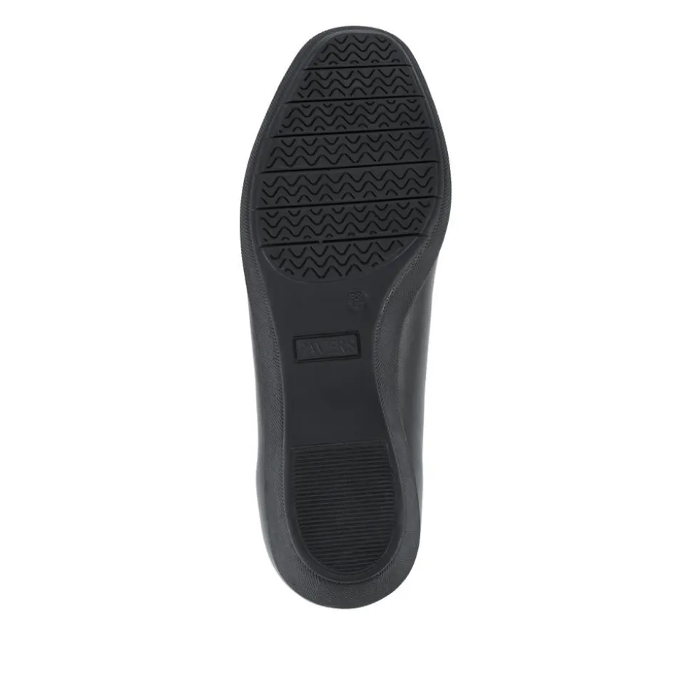 Cushioned Lightweight Leather Slip On Shoes - Black