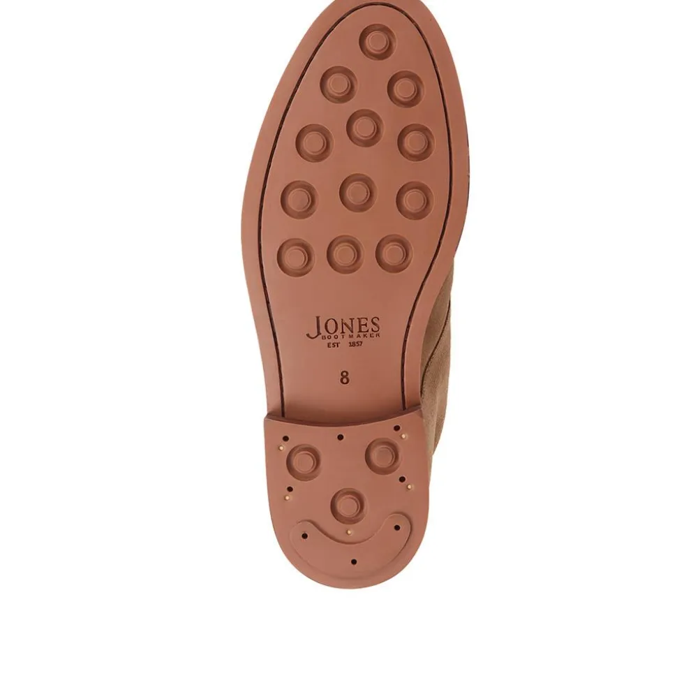 Deacon Suede Chukka Boots - Tan Suede