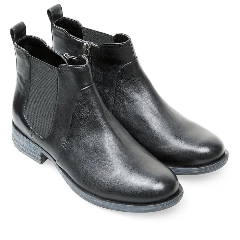 Essential Comfort Boots EE Fit - Black Leather