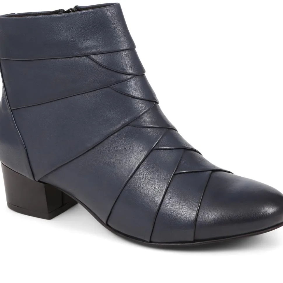 Everyday Leather Ankle Boots - Navy
