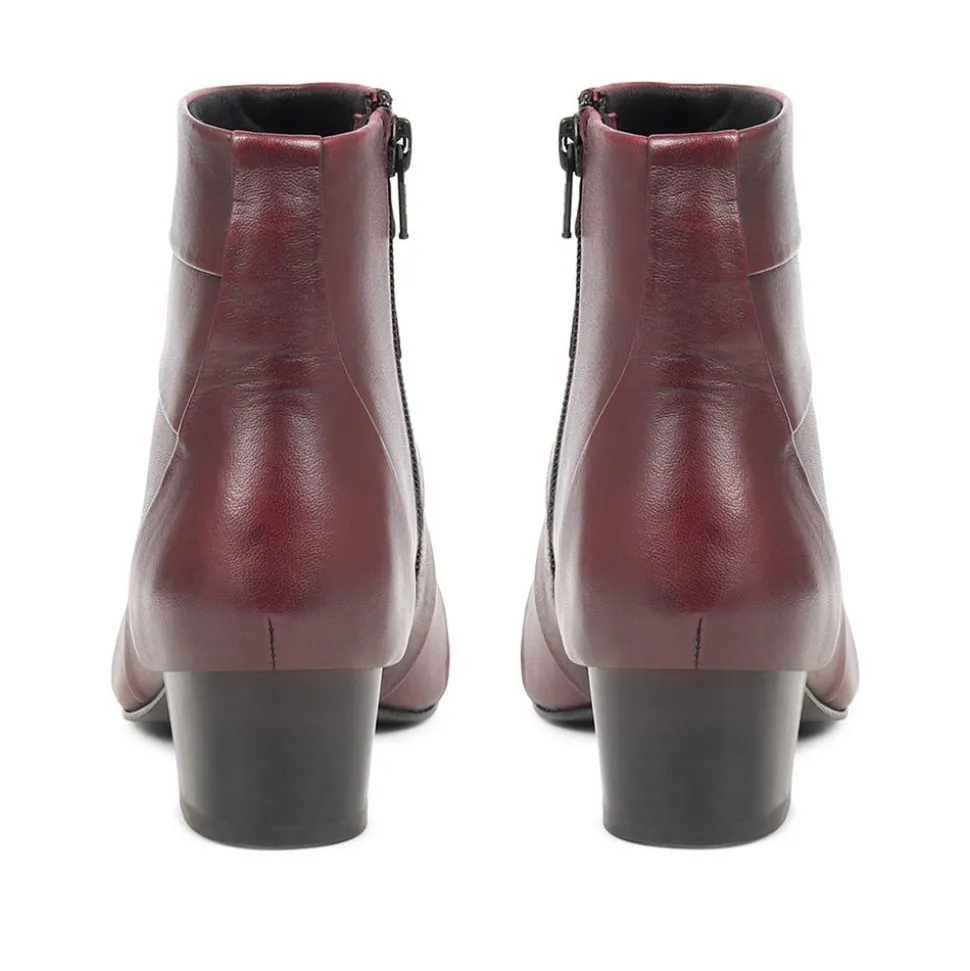 Everyday Leather Ankle Boots - Plum