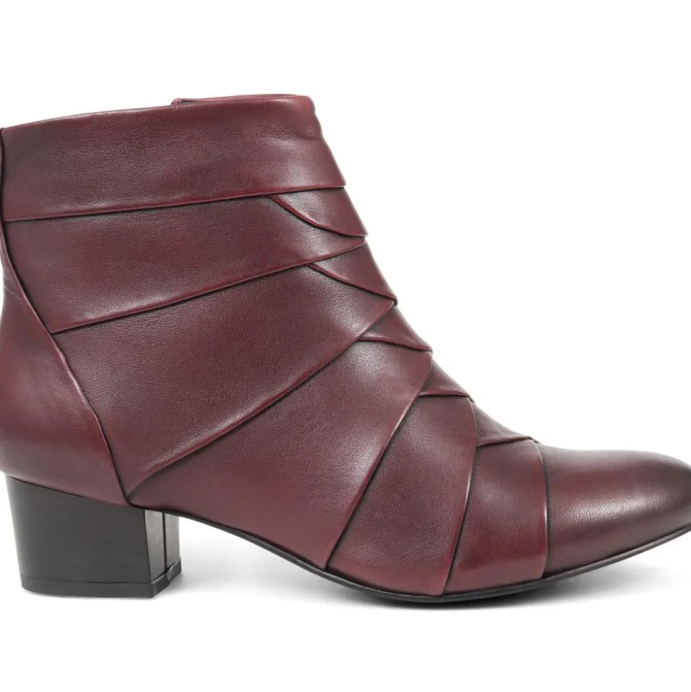 Everyday Leather Ankle Boots - Plum