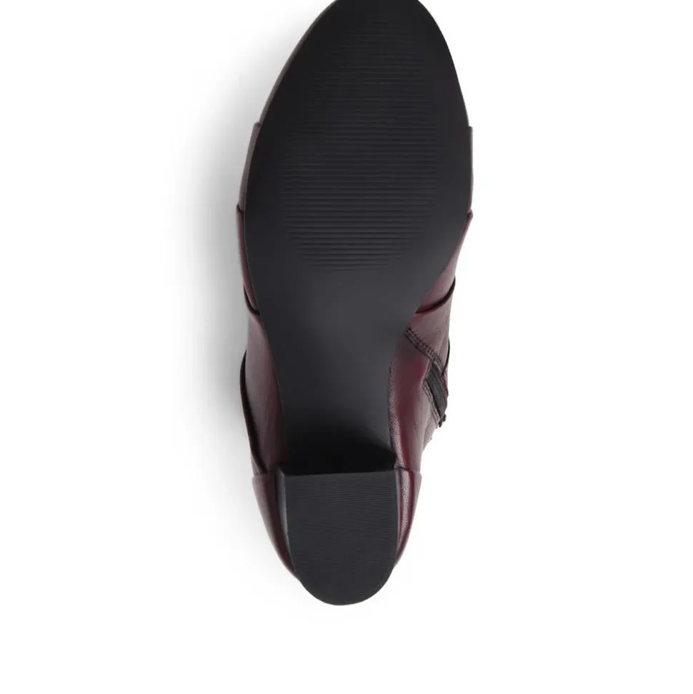Everyday Leather Ankle Boots - Plum