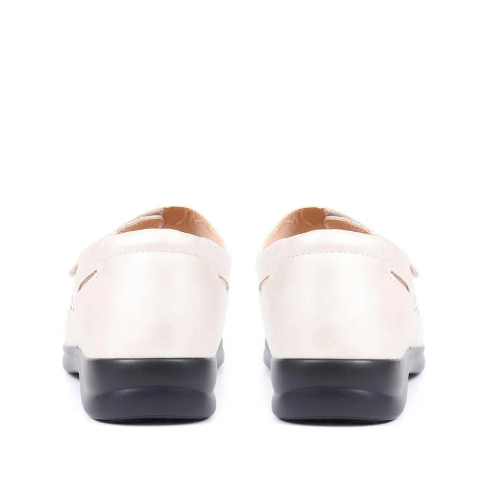 Extra-Wide Adjustable Shoes - Beige