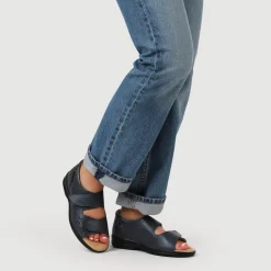 Extra-Wide Adjustable Shoes - Navy
