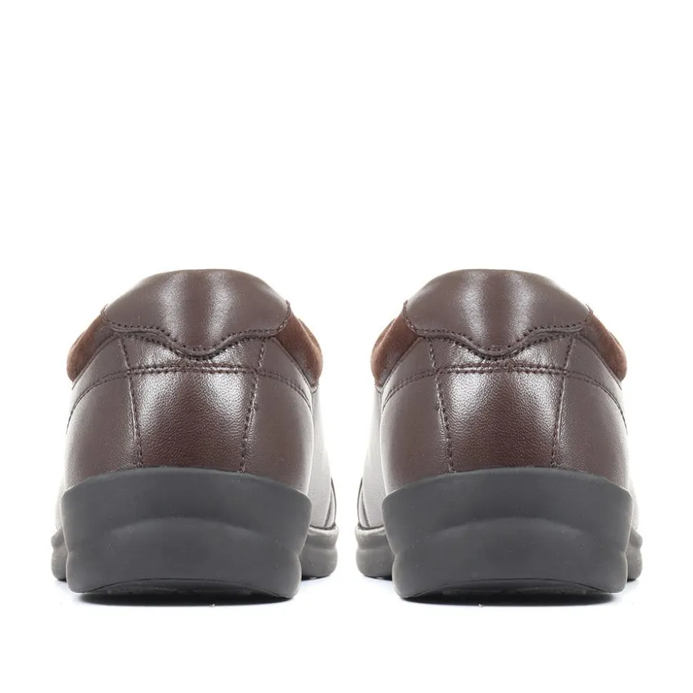 Extra Wide Leather Lace Up Shoes - Brown