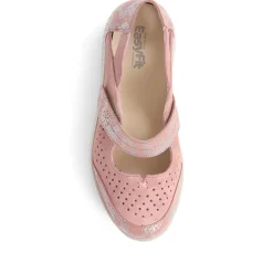 Extra-Wide Leather Mary Janes - Pink