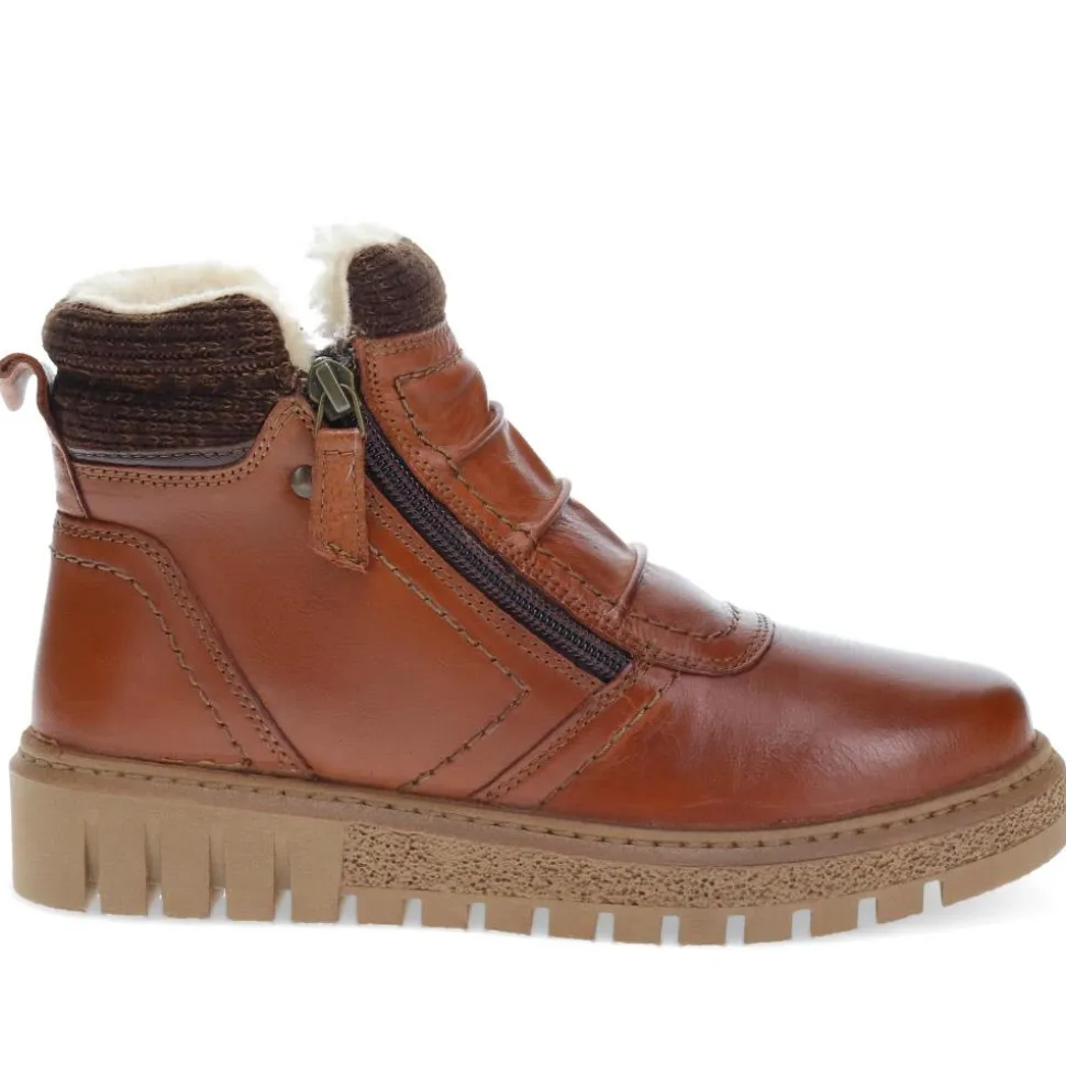 Faux-Fur-Lined Leather Boots - Tan