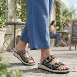 Fly Flot Dual Buckle Cushioned Sandals - Black