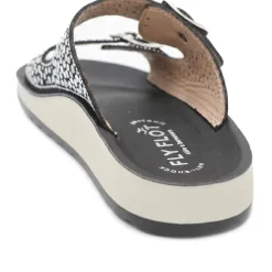 Fly Flot Dual Buckle Cushioned Sandals - Black