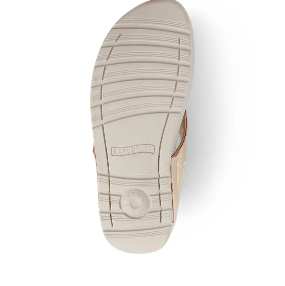 Fly Flot Toe Post Platform Sandals - Gold