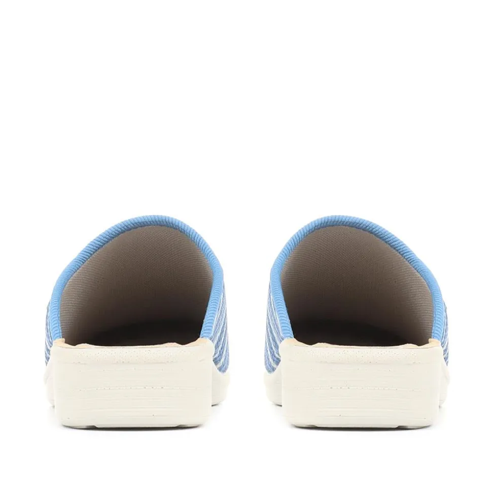 Fly Flot Wide Fit Anatomic Clogs - Blue