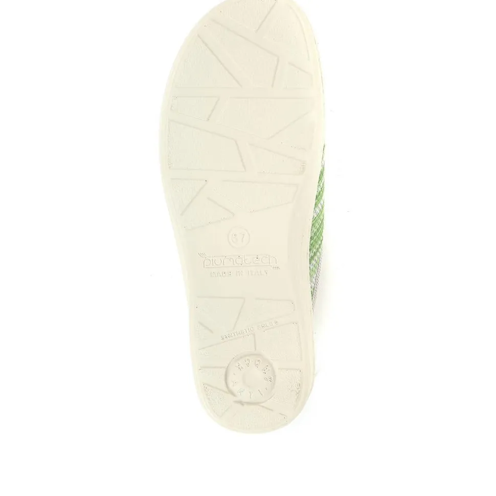 Fly Flot Wide Fit Anatomic Clogs - Green