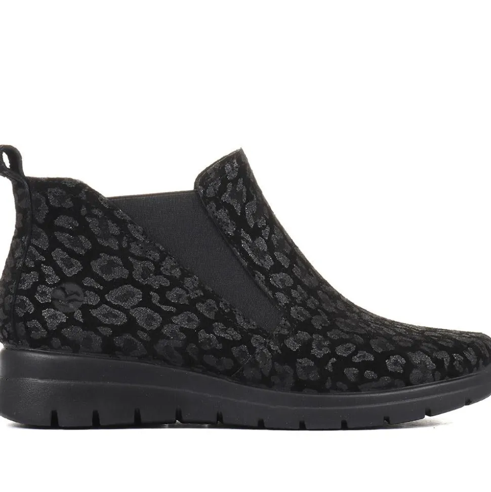 Fly Flot Wide Fit Leopard Print Chelsea Boots - Black Multi