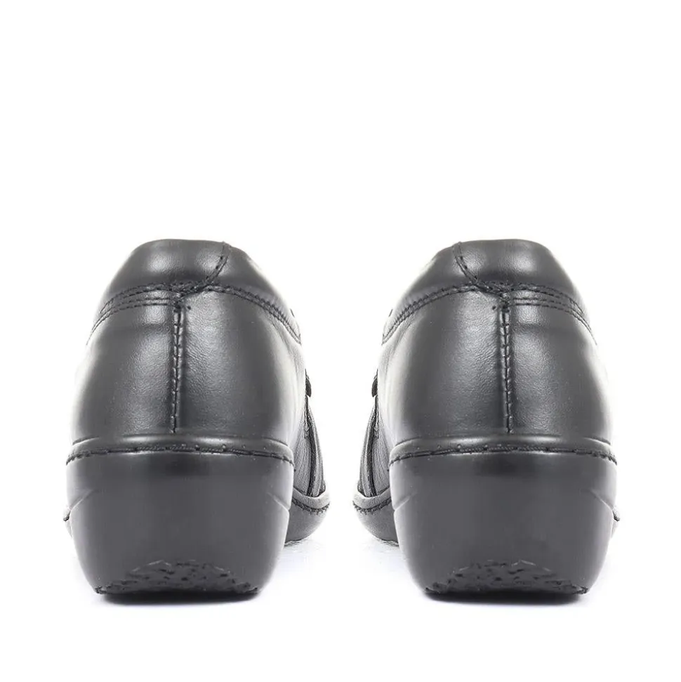 Handmade Slip-On Leather Shoes - Black