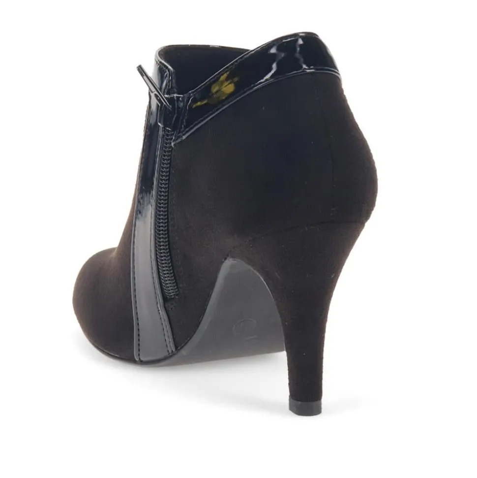 Heeled Ankle Boots - Black