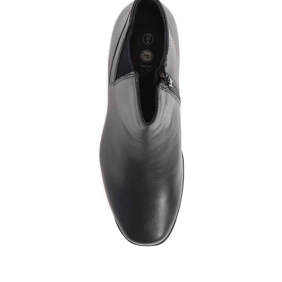 Heeled Leather Ankle Boots - Black