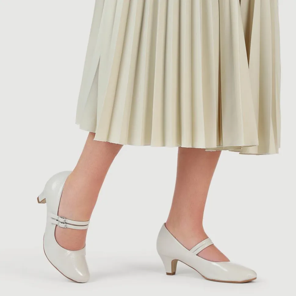 Heeled Mary Janes - Cream