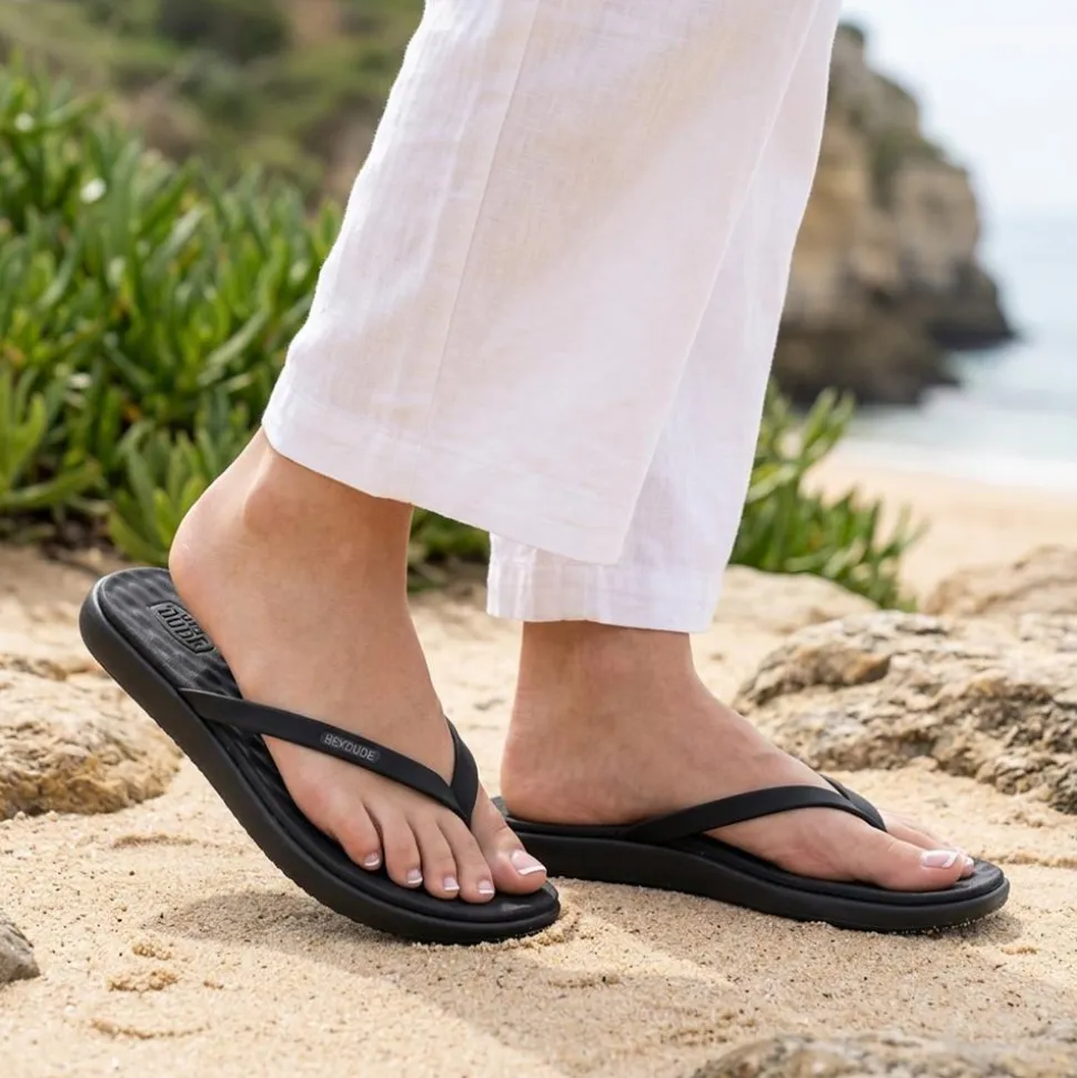 HeyDude Flat Toe Post Flip Flops - Black