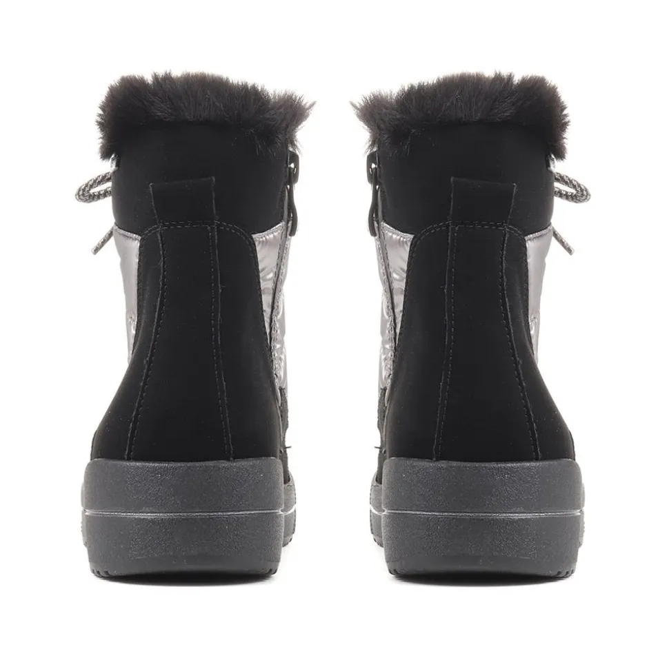 Hiker Boots - Taupe