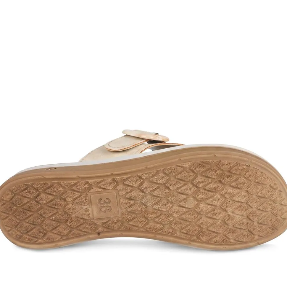 Inblu Buckle Fasten Toe Post Sandals - Beige