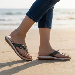 Inblu Embellished Toe Post Sandals - Black