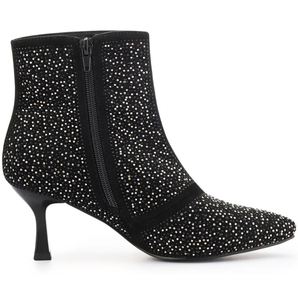 Kitten-Heeled Ankle Boots - Black