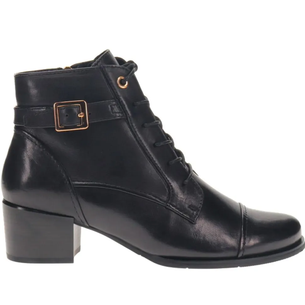 Kyndall Heeled Leather Boots - Black