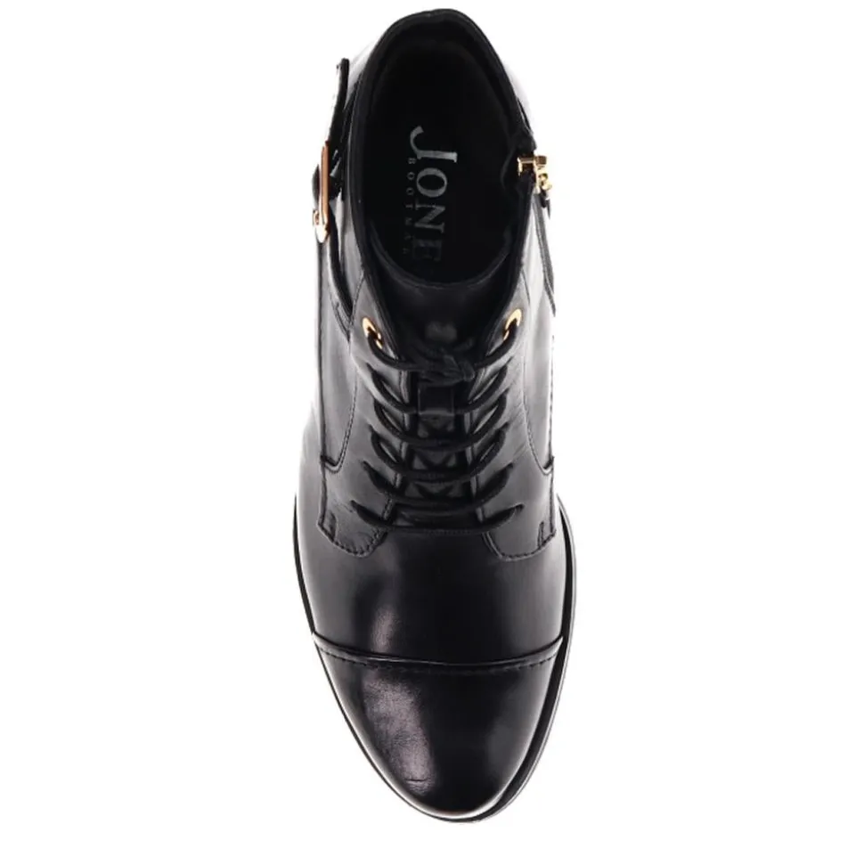 Kyndall Heeled Leather Boots - Black