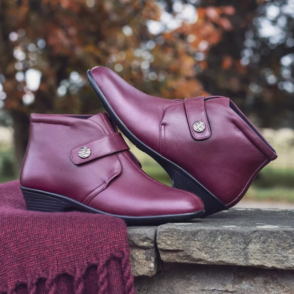 Leather Ankle Boots - Burgundy