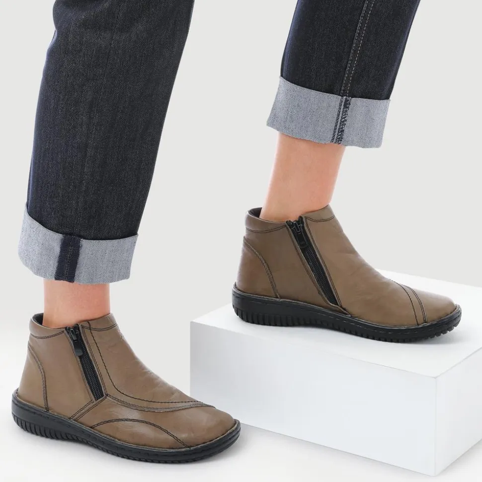 Leather Ankle Boots - Olive